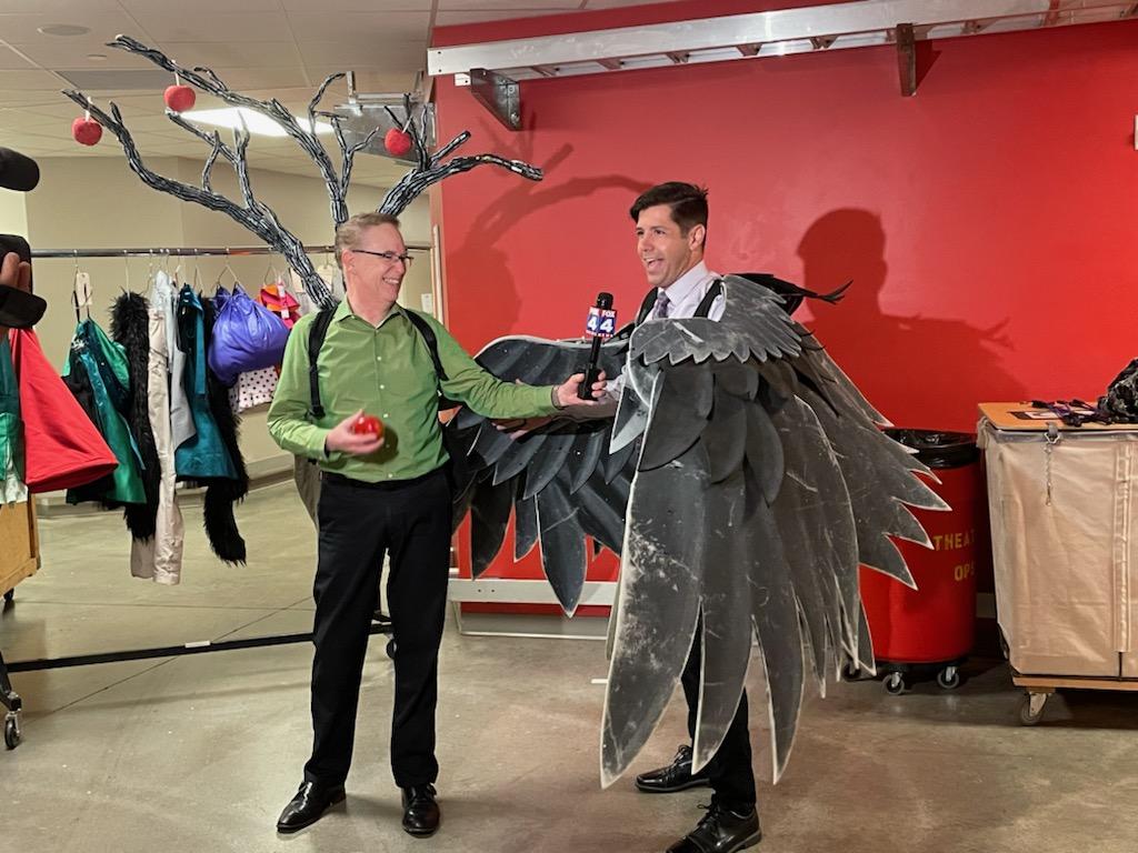 kcballet's tweet photo. Behind-the-scenes @kauffmancenter with @MattWDAF of FOX4 News Kansas City this morning interviewing Artistic Director Devon Carney on "The Wizard of Oz" πͺοΈ
The Wizard of Oz opens tonight and runs through May 22. Tickets: https://t.co/vep3jScGIM
#KCBOz #KCBallet #TheWizardofOz https://t.co/6976b8NCin