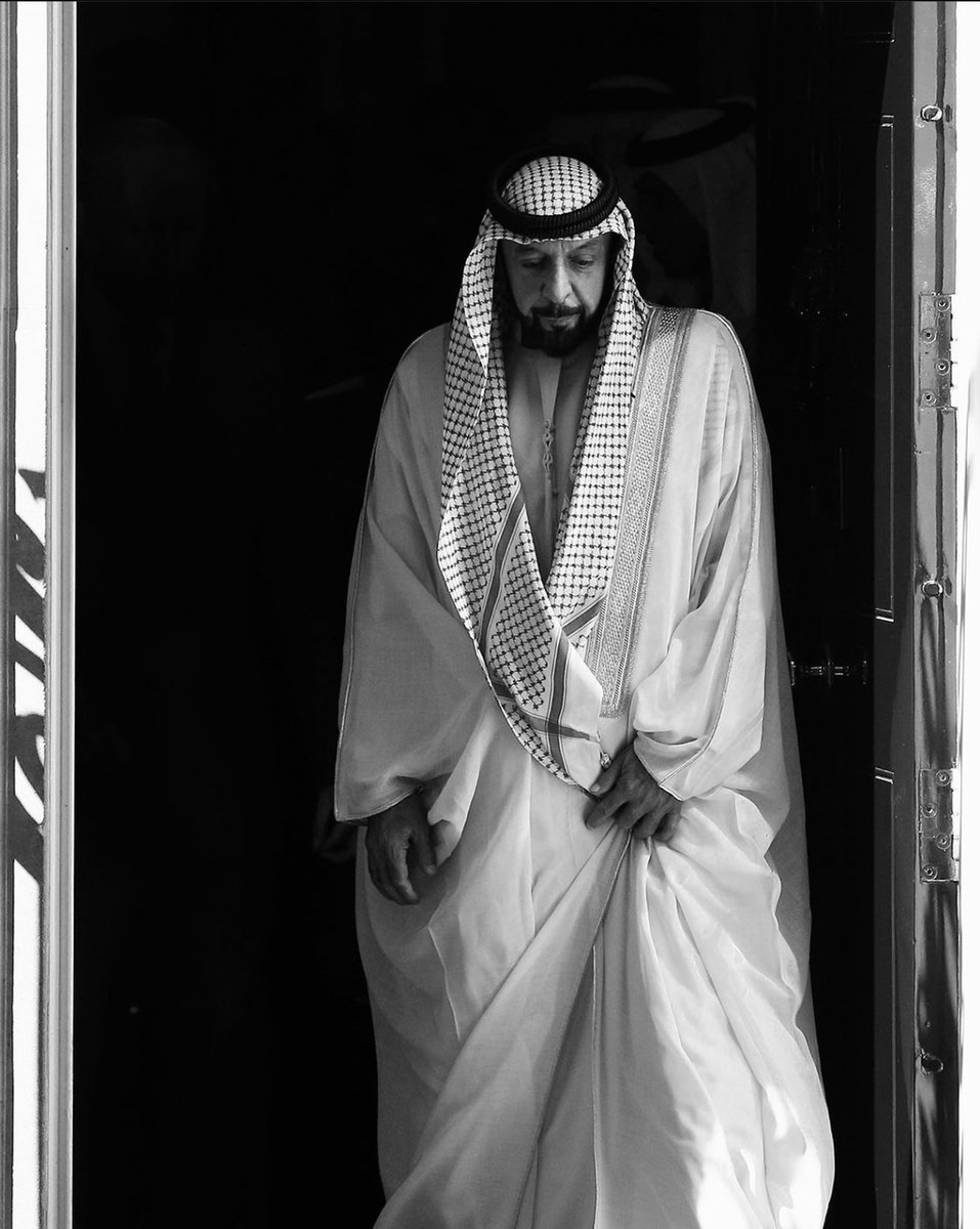 xasmaay's tweet photo. اللهم ارحم الشيخ خليفة بن زايد آل نهيان وعافه واعف عنه اللهم جازه بالاحسان احسانا وبالسيئات عفواً وغفرانا اللهم اغسله بالماء والثلج والبرد ونقه من الخطايا كما ينقى الثوب الأبيض من الدنس يا ارحم الراحمي�� https://t.co/mliYGUOzv2