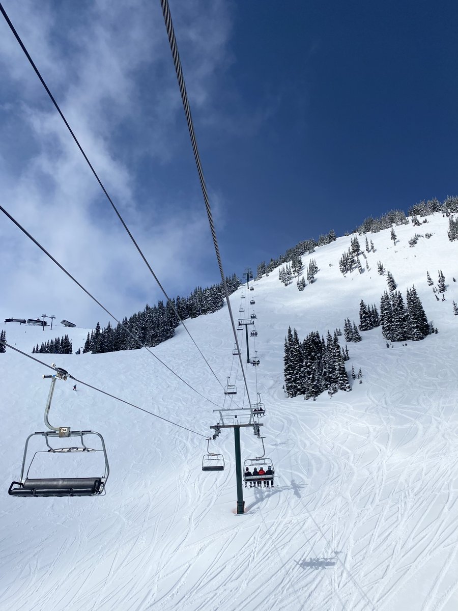 CrystalMt's tweet photo. Currently: 🌤️❄️⛷️🏂
Green Valley stake reads 109 inches! https://t.co/c2jNTerSOh