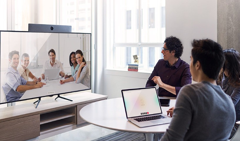 anitastein123's tweet photo. AT&amp;T Office@Hand works over an existing internet connection and enables employees to work virtually anywhere and connect on almost any device, whether they are using smartphones, desk phones, tablets, or computers.  #voip #attemployee https://t.co/0kjZifsrEb https://t.co/9LwpAuRt6N