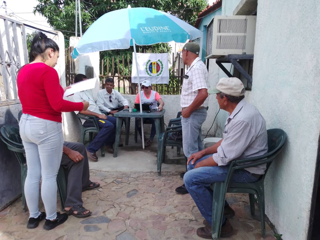Cem_Torres_of's tweet photo. #13Mayo | En #Torres  seguimos trabajando sin descanso, este 13,14 y 15 invitamos a toda la militancia adeca a inscribirse o al recenso de nuestro Glorioso partido #AcciónDemocrática 

Sec General y Concejal @JohanagMora 

Sec Organización @NAVB1971 

¡Valor y Pa' lante! https://t.co/E81UF0T5OR