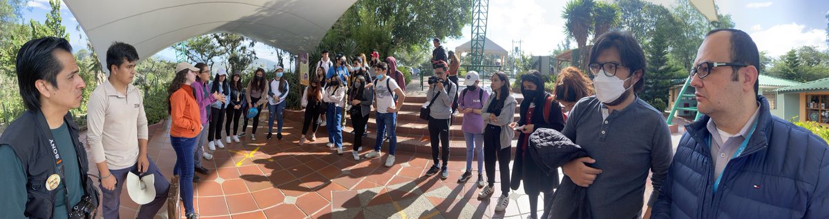 interdigi's tweet photo. Gracias ⁦@Gabiare⁩ y ⁦@andresreinoso⁩ por recibirnos en el ⁦@Zoo_Quito⁩ con la clase de #NarrativasDigitales ⁦@PUCE_Ecuador⁩ ⁦@PUCE_Com⁩ https://t.co/50Q4LbN1Er