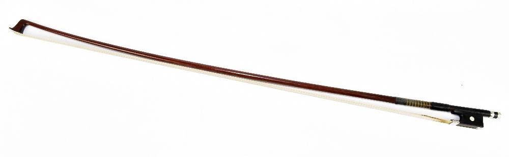 apauctionhouse's tweet photo. 🌟Sensational 🌟
An incredible highlight from our Musical Auction on Day 1.
Lot 289 ~ A French silver mounted viola bow stamped ‘Henry a Paris’
Sold for £33,000 inc buyer's premium
@apauctioneers
#french #violabow #auction https://t.co/sEAwSHmOo9