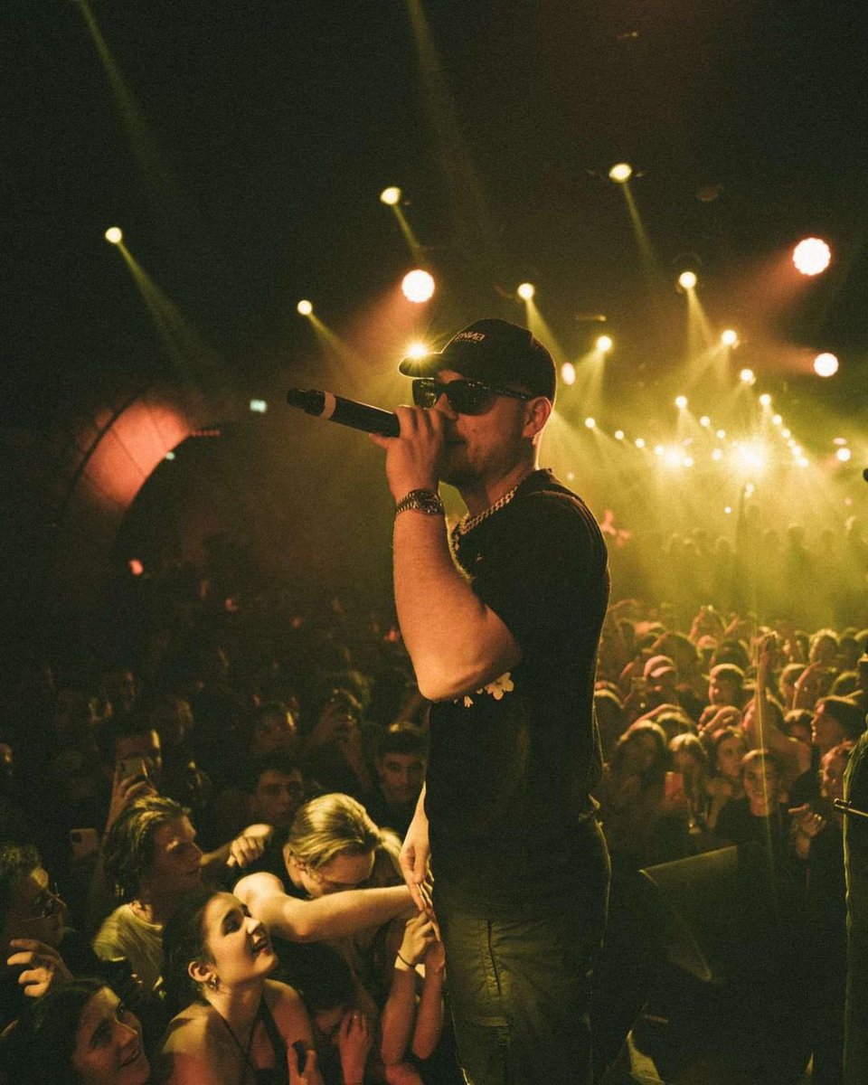 60SecondesPLK's tweet photo. La tournée « Enna Tour » de PLK débute dans 1 semaine, au Zénith de Lille ⏳ https://t.co/fV2NobL0yS