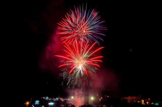 RainiersLand's tweet photo. Swipe to see what Rhu’s seeing. Beautiful, aren’t they? #TGIRF 
Thank the heavens above, it’s Rainiers Friday. First pitch is 7:05 PM and fireworks will follow the game. As is tradition. https://t.co/CzfgSjqBbs