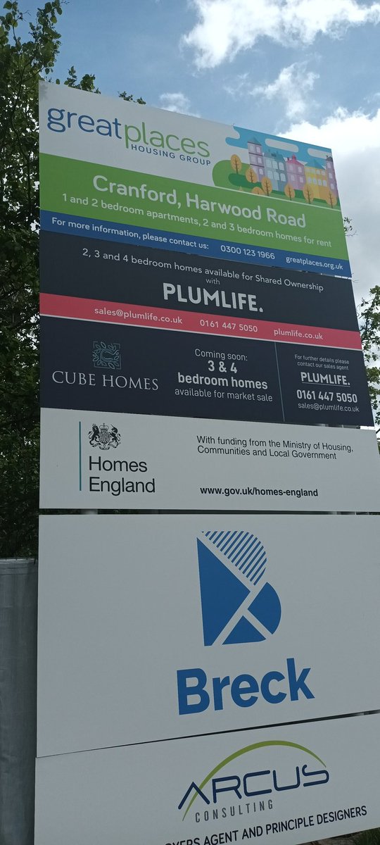 MattH_GPHG's tweet photo. Nice being out in sort of #Stockport sun visiting mixed tenure @MyGreatPlace @PlumlifeHomes @CubeHomes site #ThePoplars #HeatonMersey 5 #MarketSale sold, 1500 on the list for 54 #SharedOwnership &amp; for 47 #SocialRent demand will be off the scale. Brilliant location. Got cake too. https://t.co/ZEhA1ndbx9