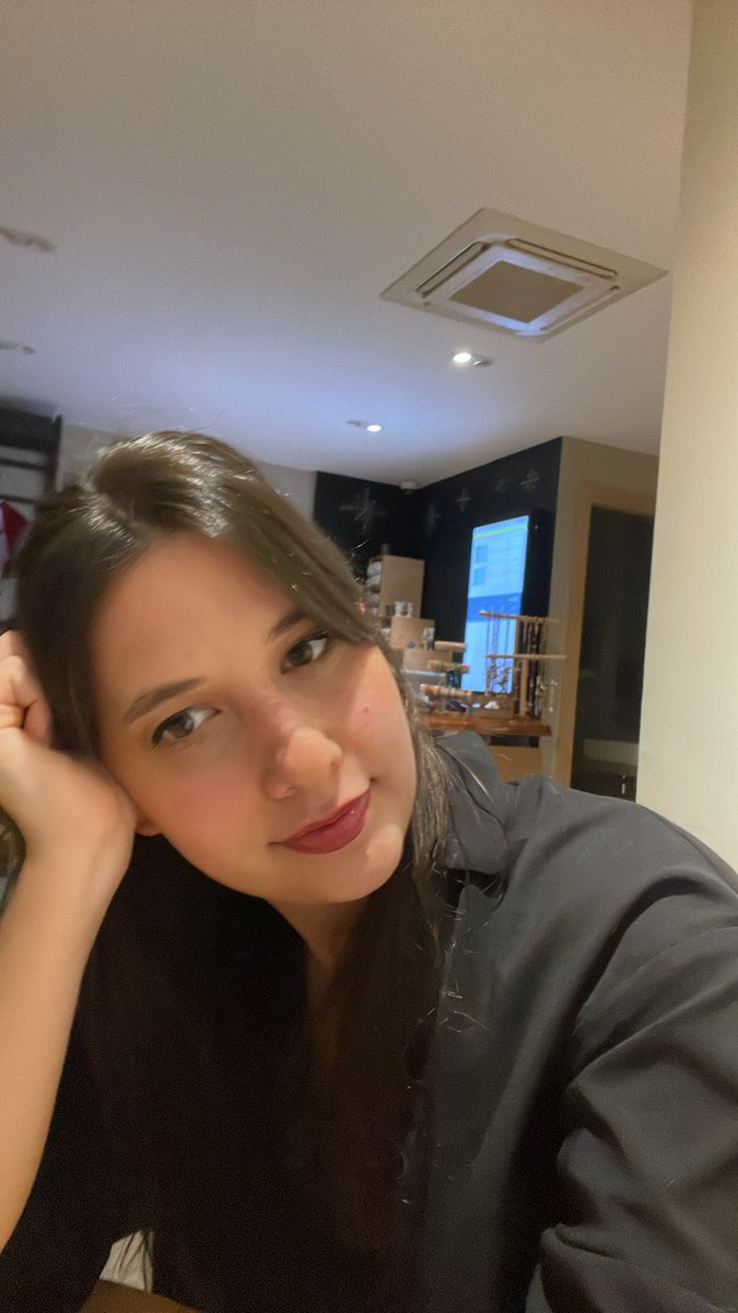 WhatNFTCraze's tweet photo. Feeling good tonight ✨✨✨ https://t.co/2nWj7UrwJ8