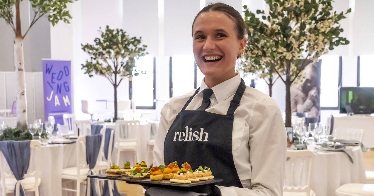 Our wonderful @LiverpoolRelish team serving with a smile! 😍

#venuerlb #liverpoolweddingvenue #relishliverpool #liverpoolcatering