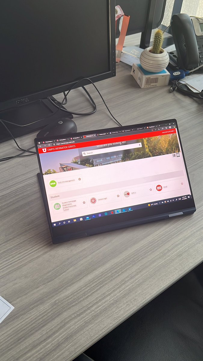 Can’t wait to use my new <a href="/intel/">Intel</a>  <a href="/SamsungMobileUS/">Samsung Mobile US</a> #galaxybookpro360 for my time at school and work. This computer is very versatile and will allow for easy notes and computer work! Bring it on! My question though, is it a computer, tablet, or both? 
#ad #intelevo