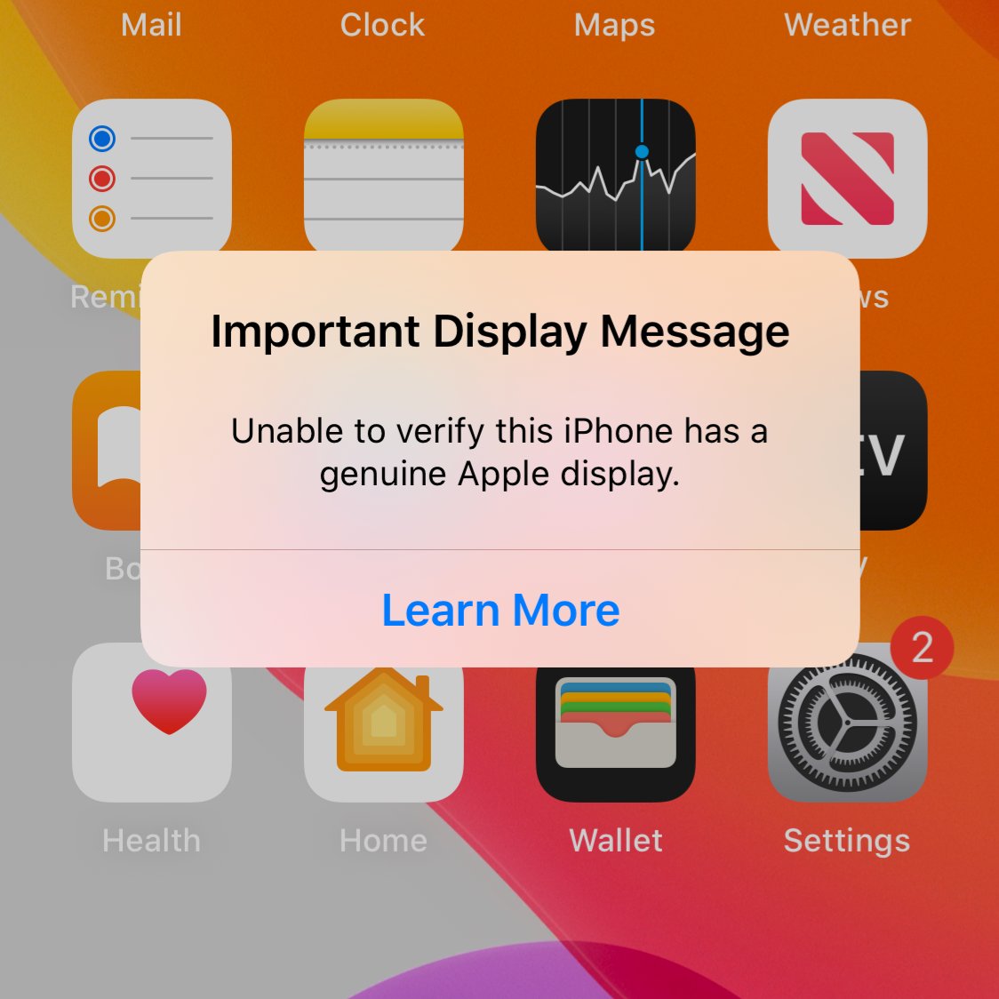 DPF_Tavares's tweet photo. PSA: A message will display on the lock screens of #iPhone 11s and up for the first 4 days following a repair. This notification will display whether a genuine Apple part is used or not. The Apple calibration is not available to all repair shops. #applecertified #righttorepair https://t.co/xa8aI4qeNz