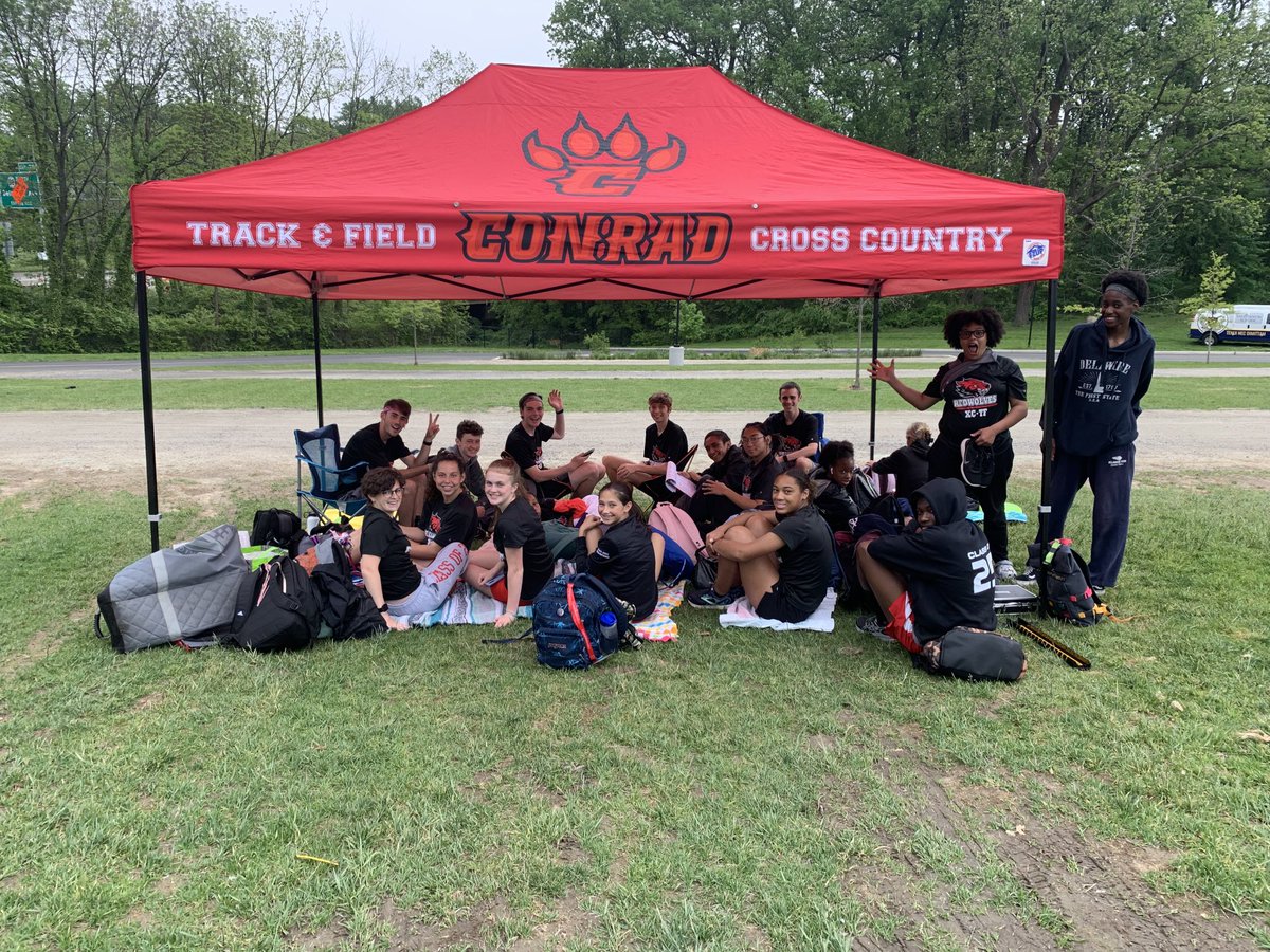 coachkholloway's tweet photo. @conradrunners are race ready! NCC Championships Day #1 @ConradAthletics #DARNOC https://t.co/xpisRUAfRb
