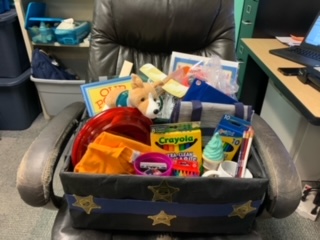 PageElem's tweet photo. Our First Grade Student Spent The Day With SRO Officer!
He received gifts from the LCSO and was able to hang out in the Patrol Vehicle to learn what a deputy does!
@LeeSchools #raymatweets https://t.co/2RIsrRUHjf