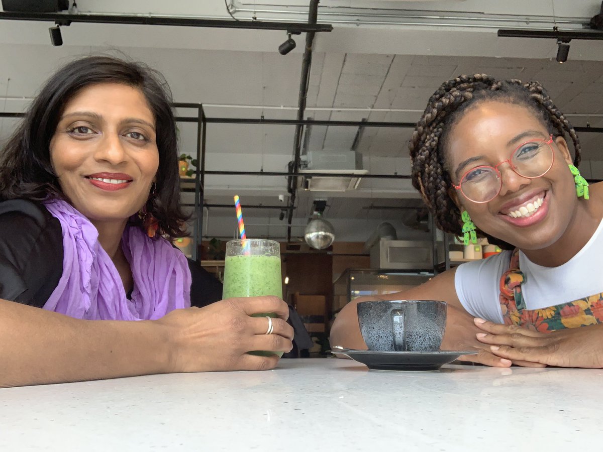 AltyArtsCltv's tweet photo. Juicy festival planning with the ultra inspirational @Venessascott_uk ! What a lovely human ! ❤️
Watch the #artintervention unfold in #altrincham Town this summer !
#artinspires #brilliantcollabs #artiswork #getsomeartperspective #venessascott #indastudio #manchesterartist https://t.co/fEzLR6twHe