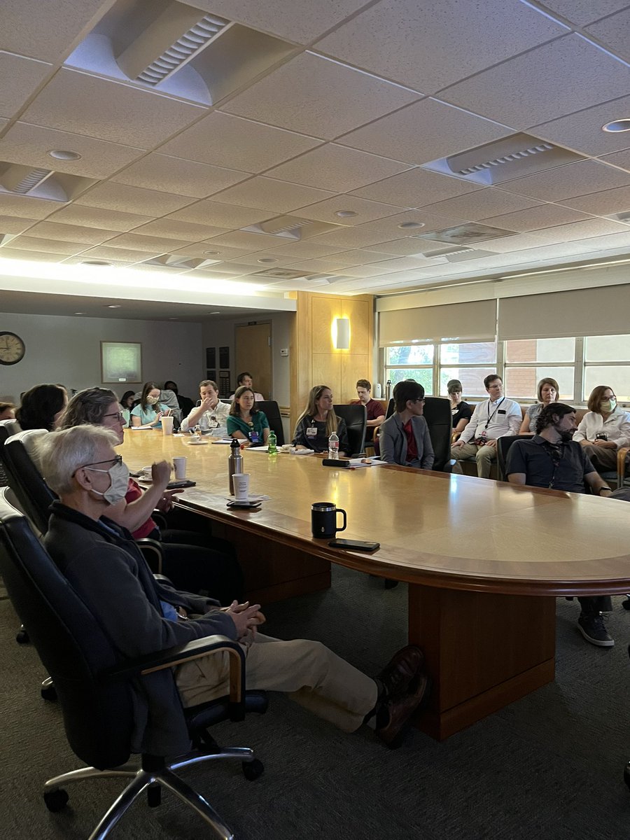 Today we conducted our 22nd Annual
Bruce R. Smoller Pathology Research Symposium, beginning with a keynote address on uterine mesenchymal lesions given by the superb Dr. Marissa Nucci! #PathTwitter