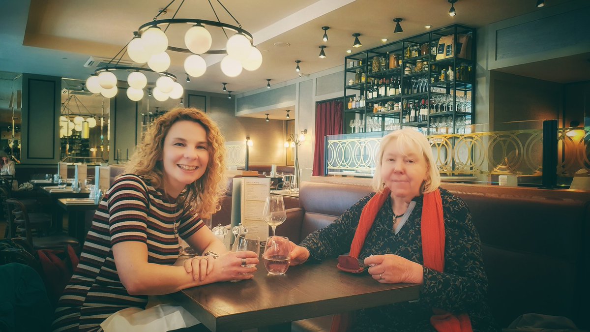 haykate's tweet photo. Lovely catch up with the equally lovely and talented @ParryMargaret #HelenParry https://t.co/GSWGR3tnQq
