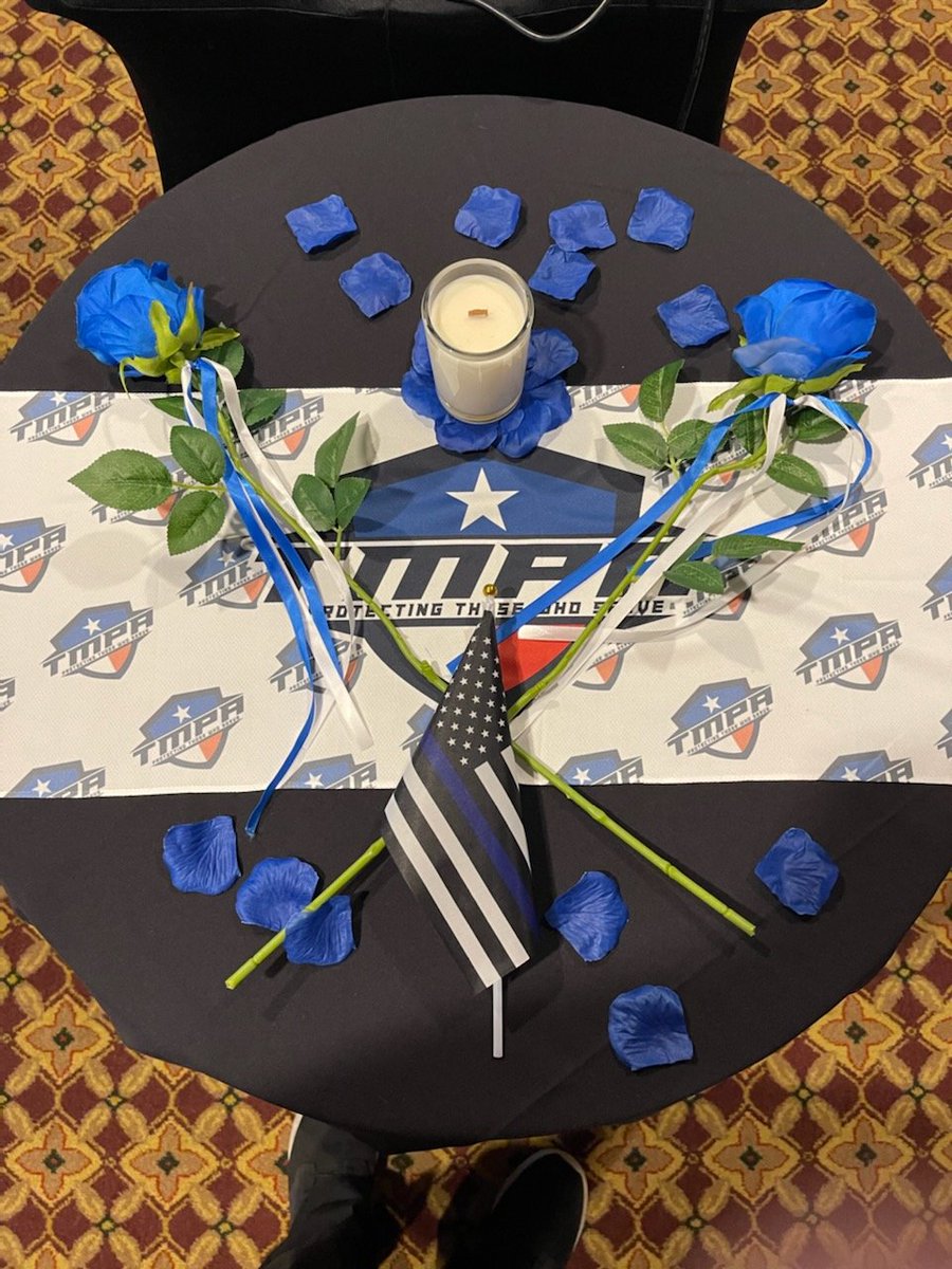 thammond_travis's tweet photo. Honored we were able to provide a reception for the Texas survivors. #nationalpoliceweek2022 @nationalcops #texascops https://t.co/Kxat0ztPN7 https://t.co/GBaP7XEy1Q