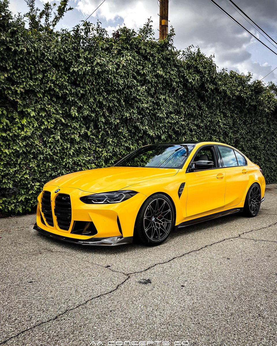 eternamotorwork's tweet photo. Transform your G80 or G82 with our newest Carbon Fiber Front Lip option! If you’re looking for something that’s aggressive and sleek at the same time, then this is the lip for you!
#bmw #bimmer #beamer #g80 #g82 #aaconceptsco #carbonfiber #frontlip #canards #yellowwrap #g8x https://t.co/55ETAFQzuo