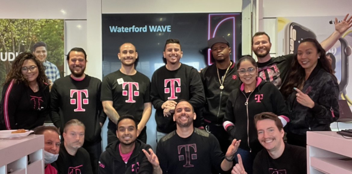 Excited and THANKFUL for the opportunity to participate in L.E.A.D. This wouldn’t be possible without the people I work with every day. Grateful for this amazing team 🌊 and our FL East leadership 🙌