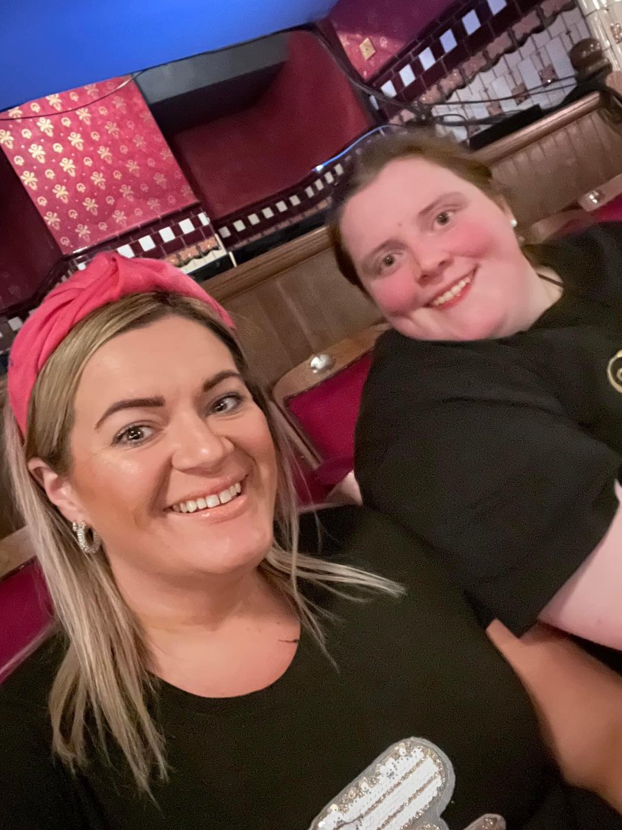 SavannaGerrard's tweet photo. Derren Brown tonight!😍😍😍😍 @DerrenBrown  night 1/2 https://t.co/uJCQIsFrrN