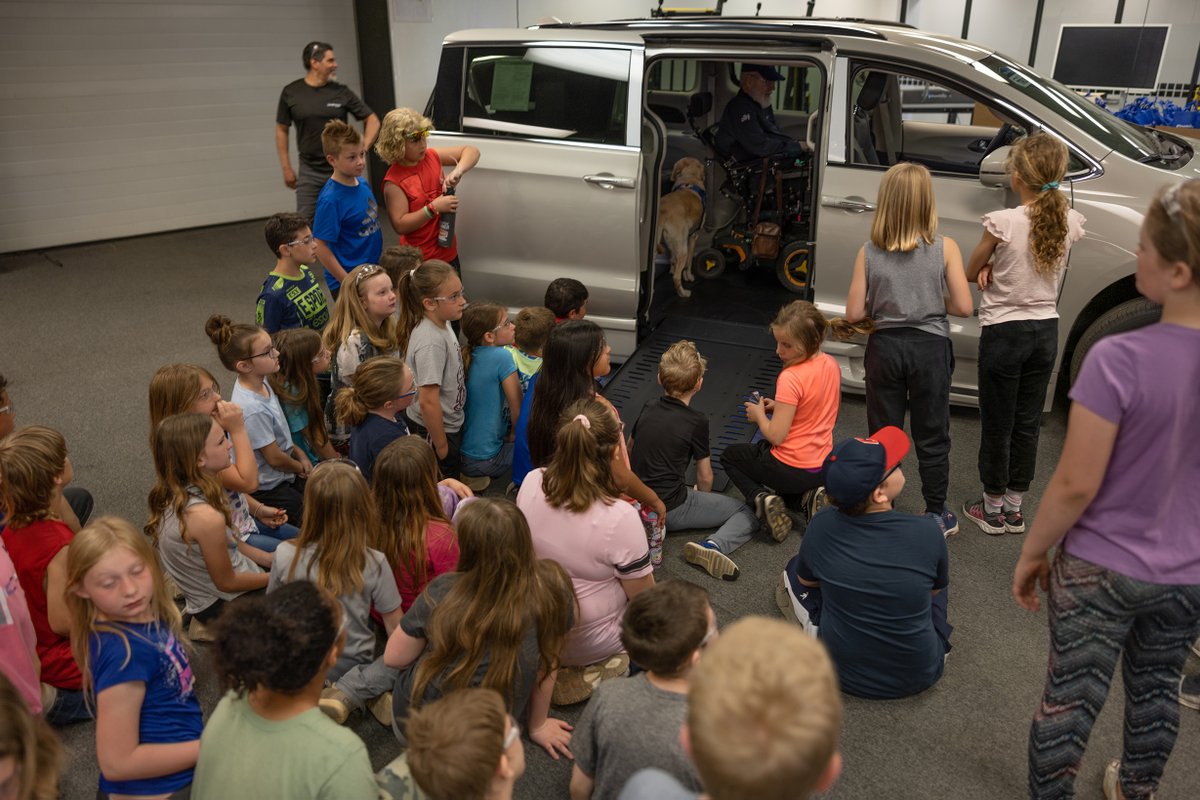 BraunAbility's tweet photo. Our manufacturing headquarters in Winamac, Indiana hosted local 3rd graders on a field trip to learn more about BraunAbility, the largest employer in their community, and Ralph Braun, who was a student at their same school several decades ago.
#braunability50
#nmam2022 https://t.co/5hxKsl9QUc
