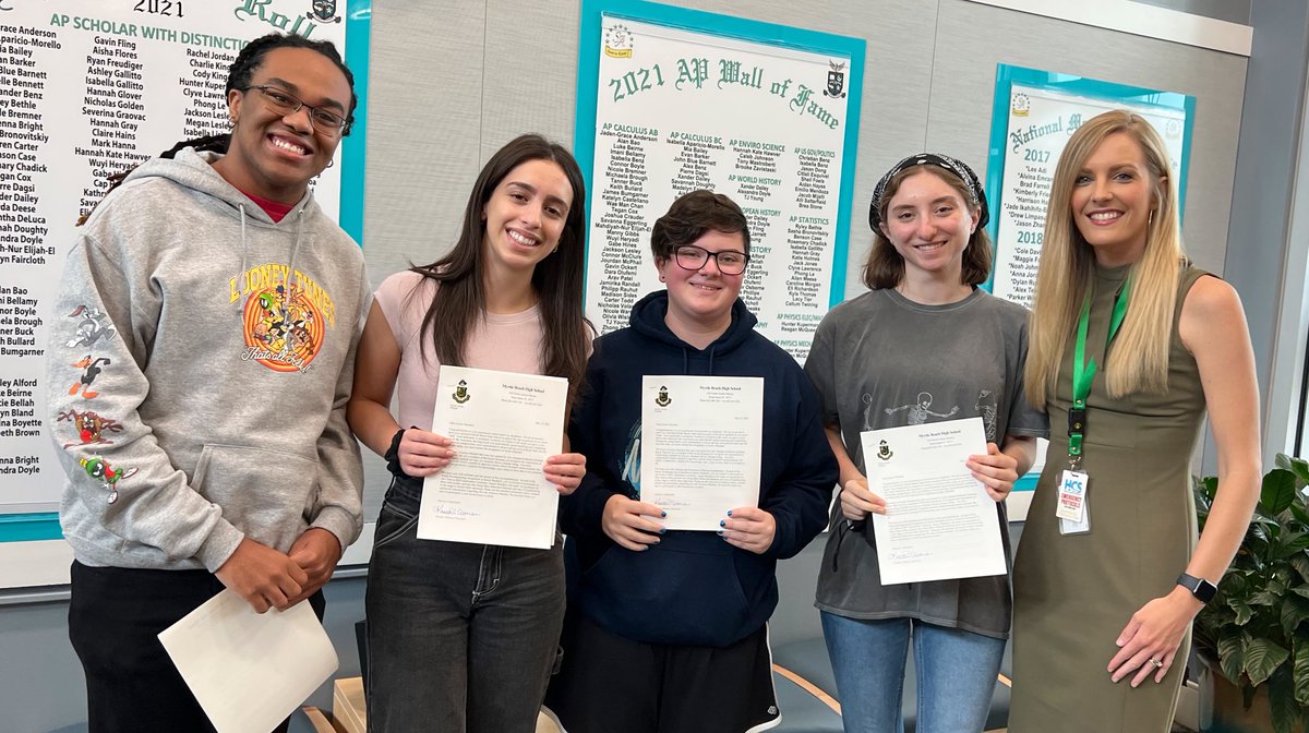 MBHSPrincipal's tweet photo. Congratulations to the Class of 2023 Junior Marshals! You represent the top six percent of your graduating class, which is quite an honor and accomplishment! We are so proud of you all. #mbseahawks @myrtlebeachhigh @GuidanceMbhs https://t.co/ir7bD4gWbN