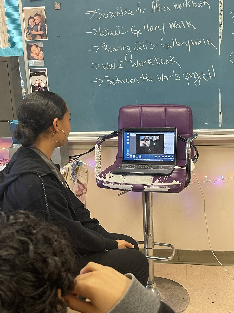 So thankful to once again be a part of the <a href="/LGBTQWIS/">LGBTQ Writers in Schools</a> program with my students. Today we met author Mark Oshiro! Tysm <a href="/MarkDoesStuff/">Mark Oshiro - JASMINE IS HAUNTED out now!</a> for an awesome way to end the week. <a href="/MS137Heroes/">MS137Q Heroes</a> @District27NYC <a href="/Principal_Trin/">Pamela Trincado</a>