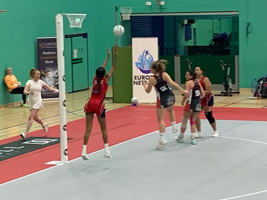 GibChronicleSports tweet media