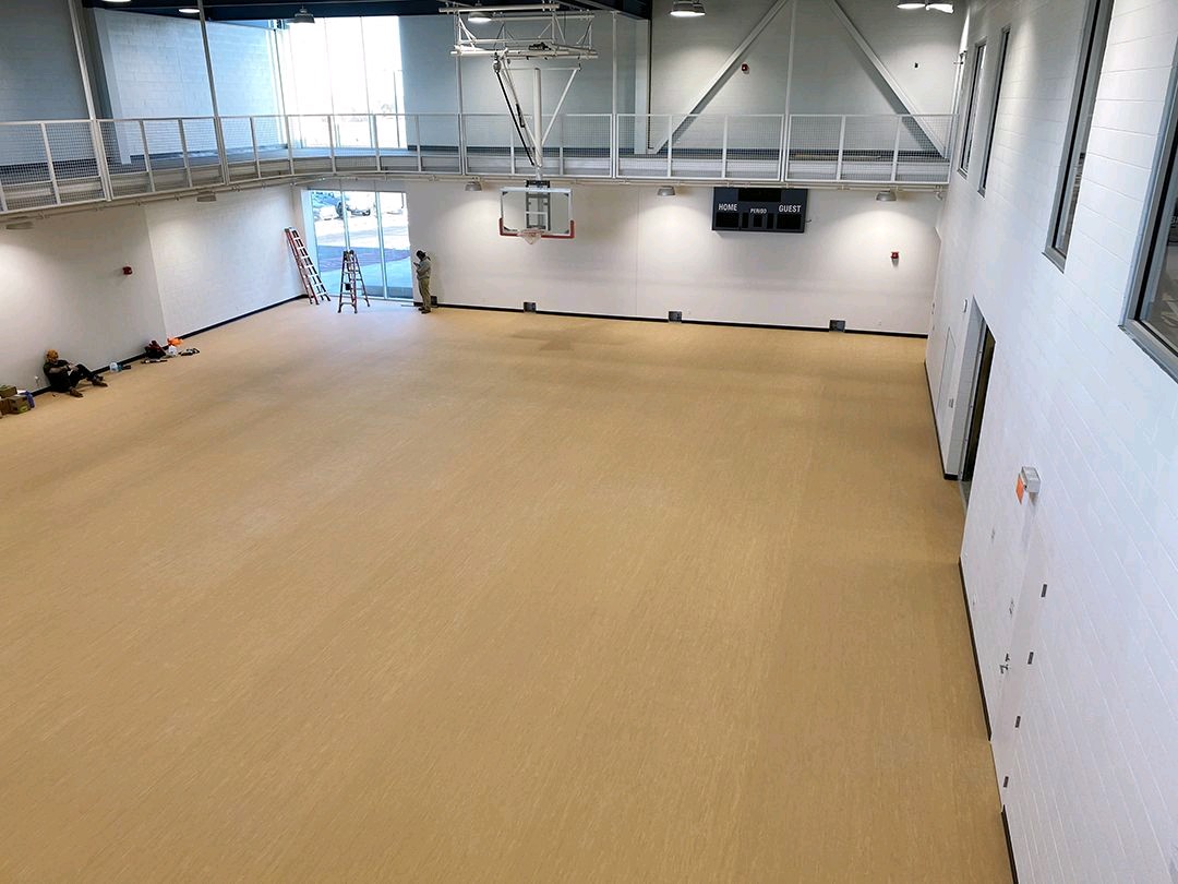 diverzify's tweet photo. Check out the amazing work performed by our @Kiefer_USA team!
#FacilityFriday at West Lafayette Wellness Center! This beautiful facility had @MondoSport_USA Advance, Sport Impact, #Sportflex M and @Connor_Sports Rezillbase installed. ❤️
#commercialconstruction #sports #gym https://t.co/zLcvXMw2YX