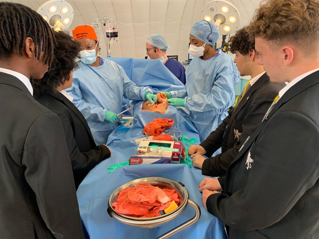 shsrbk's tweet photo. We were privileged to host an extraordinary SHARP knife crime workshop today, delivered by @PrincesTrust and a range of fantastic @nhskingston_ @NHS @Ldn_Ambulance professionals. High impact. https://t.co/ka7tKiuBWP