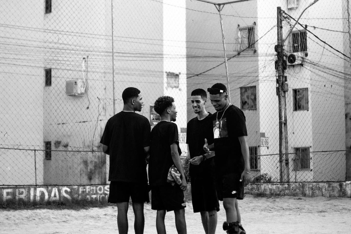 makerfilmes's tweet photo. // making of da gravação do videoclipe “tudo preto” que produzimos para Leliz, Madisugo e Mateu Op. 
pic @willsouzx https://t.co/PFbvt4HrJB