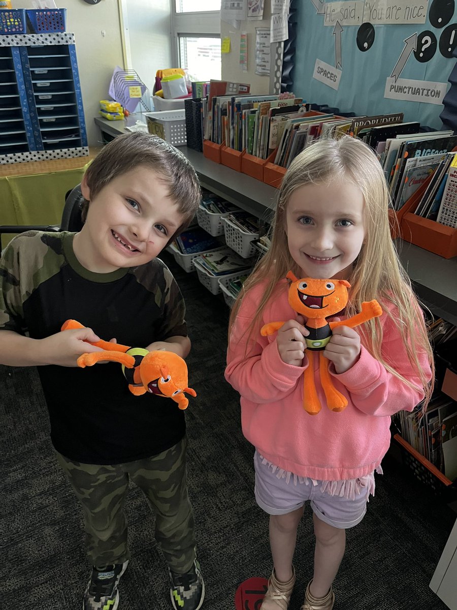 JMaynus's tweet photo. So proud of my 2 students that won the “most growth in Iready” prizes for this year!!😍@ConverseElem https://t.co/JvcTdk0bBx