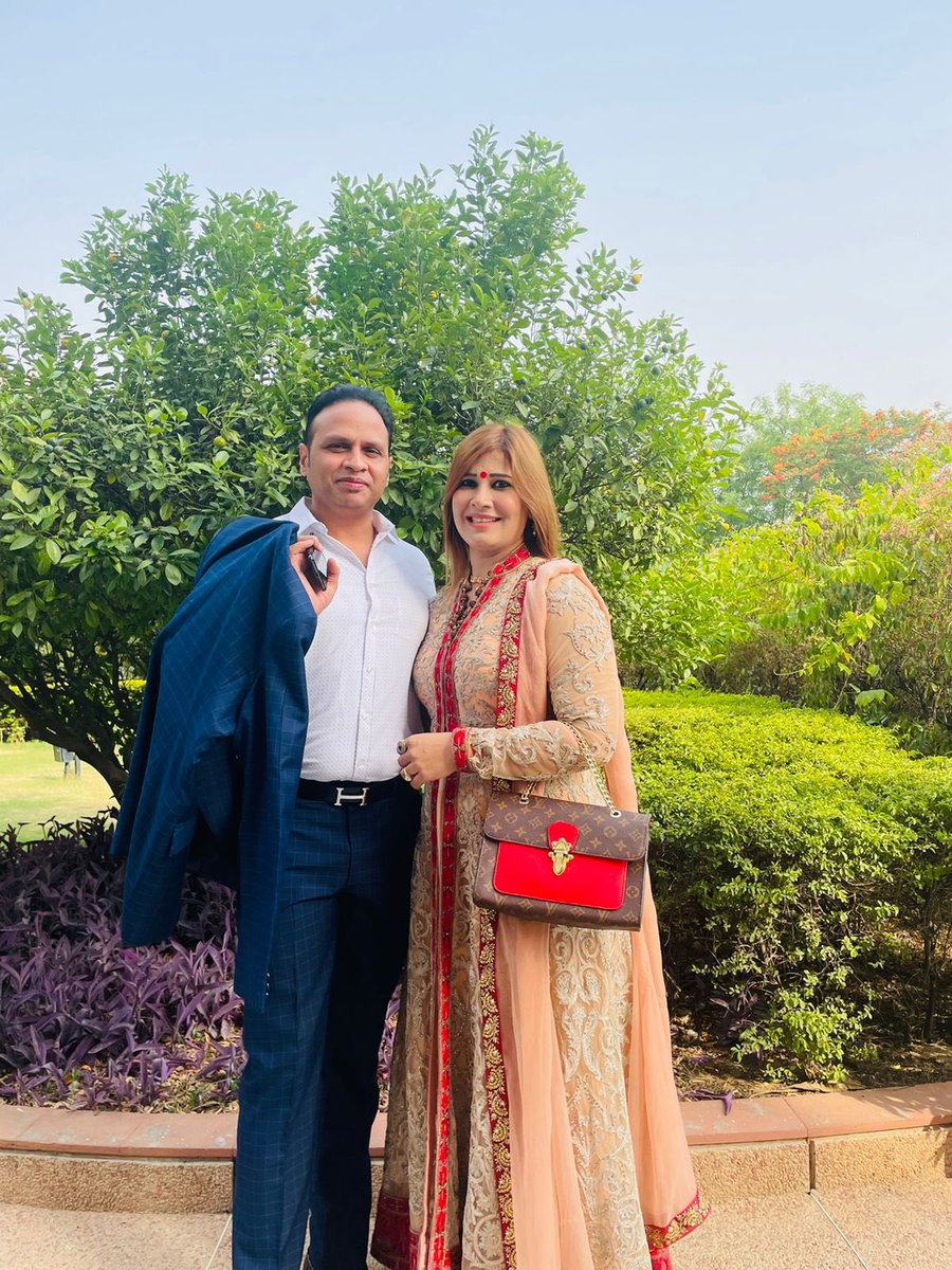vinayjhagdoliya's tweet photo. तुमने मुझे हर मुश्किल में भरोसा और हिम्मत दी, हर दुःख की घड़ी में ख़ुशी और जो कुछ भी मैंने किया उसमे प्यार दिखाया। तुमने मुझे जीने का मतलब सिखाया।तुम मेरे जीवन की सुपरवुमन हो ! जन्मदिन की शुभकामनाएँ ! रूबी फोगाट यादव @RubyPhogatYadav 

#hbdrubyphogatyadav https://t.co/1wExpCOTuM