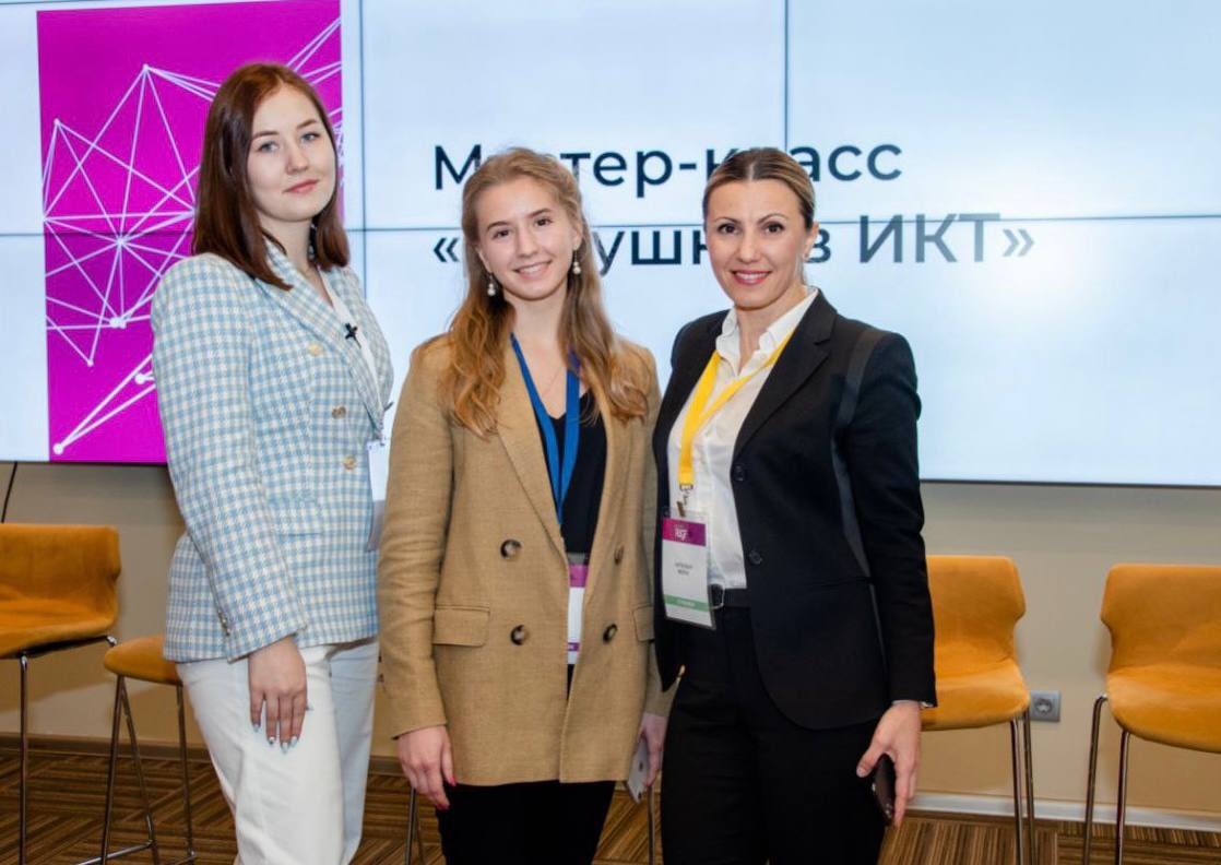 ITUCISRegion's tweet photo. Сегодня в рамках Молодёжного #RIGF и Мастер-класса “Девушки в ИКТ» встретились с участницами молодежной группы #GenerationConnect Юлией Тихоновой и Викторией Желтиковой

#GenerationConnectCIS
#ПоколениеПодключенийСНГ
#GC_CIS 
@yulia_tihooo https://t.co/T4u3QOjq3F