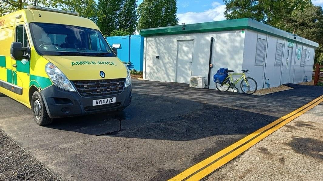 newarkfirstaid's tweet photo. Join us tomorrow @NewarkShowgrd for the @NottsCountyShow outside our NEW medical centre for the GRAND opening! Find us between blue gate and the George Stephenson building where the Jubilee celebrations are! https://t.co/t7TV3pEbXJ