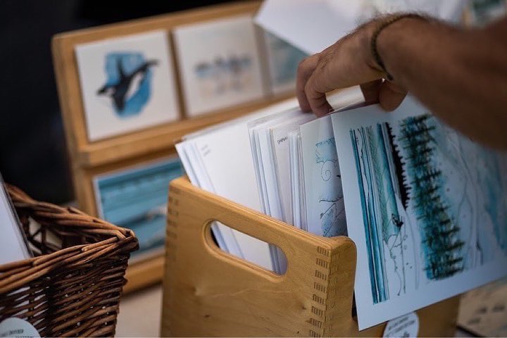 TourismUcluelet's tweet photo. The Ucluelet Market is almost back!!
Every Sunday
10 am - 2 pm
At Village green
πΈ Opening day May 22nd
#ucluelet #myukee #uclueletmarket https://t.co/qEe7pvfNP0