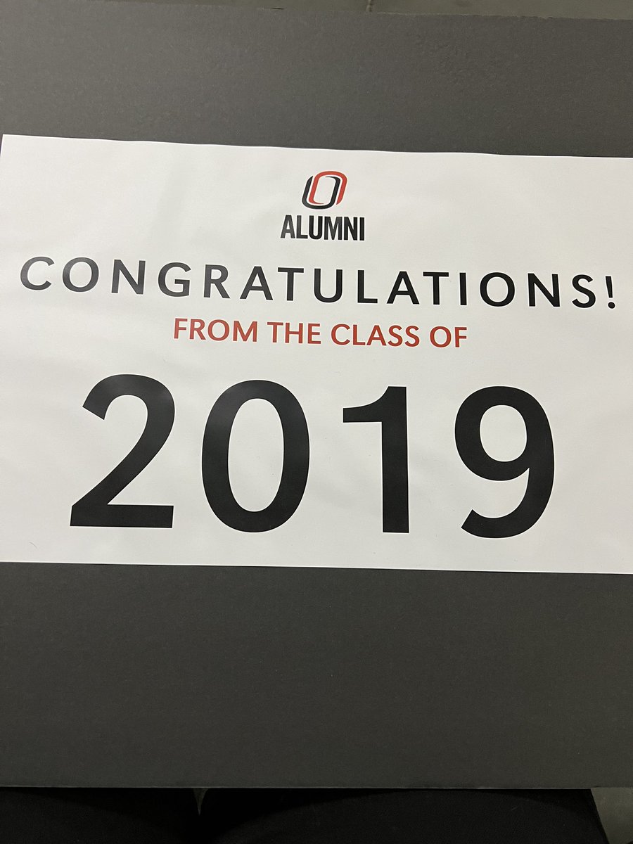 MsNikkiMH's tweet photo. Today I got to do something very cool! Not as a proud staff member of UNO but as a proud UNO alumni! I got to cheer for the graduates!! And I got to cheer on 2 special graduates to me!!!!#beamav #unoalumni https://t.co/jL9l8pnDMn