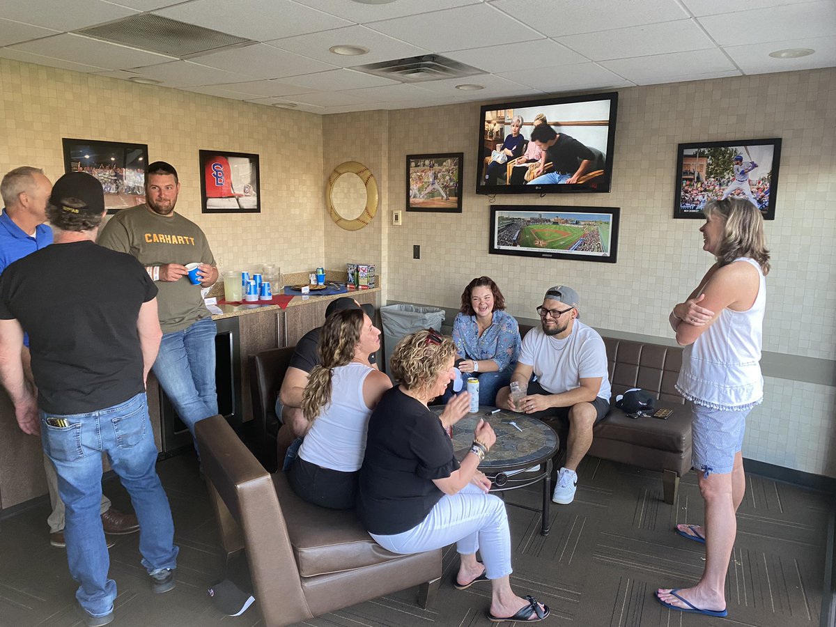 LegacyFireProt's tweet photo. Huge thanks to Joe Hart and the @SouthBendCubs for hosting us for our Annual team outing! It was a great night to get away from work and enjoy good food, conversation and great baseball! https://t.co/sqfXalOAbD
