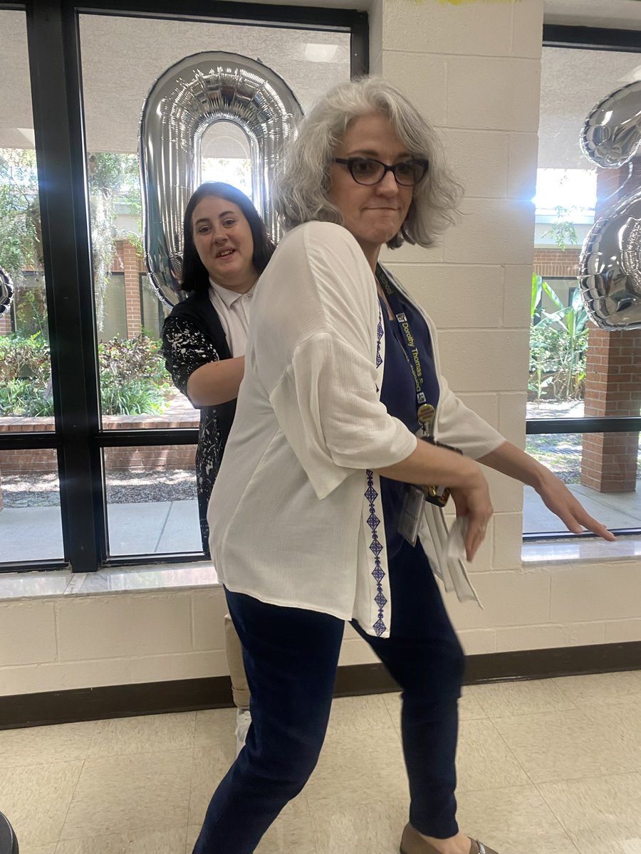 DThomas School tweet media