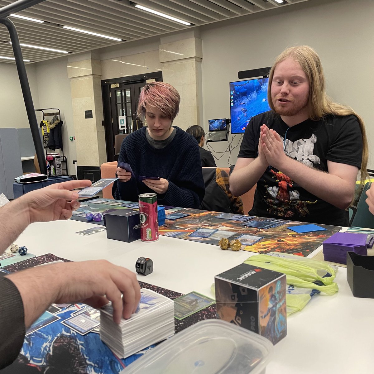 ThunderTCG's tweet photo. PLAY 🎲 | Fridays are made for Magic: The Gathering! There’s no better way to spend a Friday night than spell slinging! 🥊💪 #FNM #MTG #MagicTheGathering https://t.co/aNk9Lvq4zk