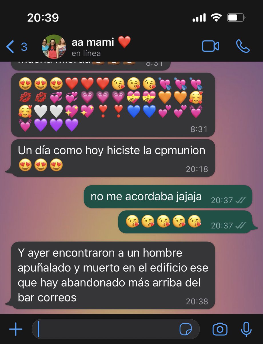 is444beI's tweet photo. mi madre? https://t.co/ubPRIhRyb9