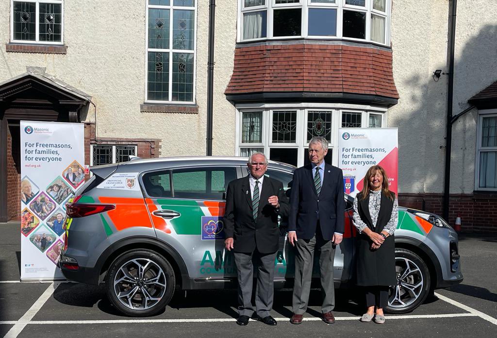 Arrive_AliveUK's tweet photo. We are thrilled to announce that another lifesaving vehicle has become operational to support @OFFICIALWMAS operated by @voecfr 🚑

It was proudly supported by @WorcsMasons &amp; presented by @rwbrobob as his final task as Head of Worcestershire Freemasonry

#thankyou #arrivealiveuk https://t.co/Zrw73r5wSu