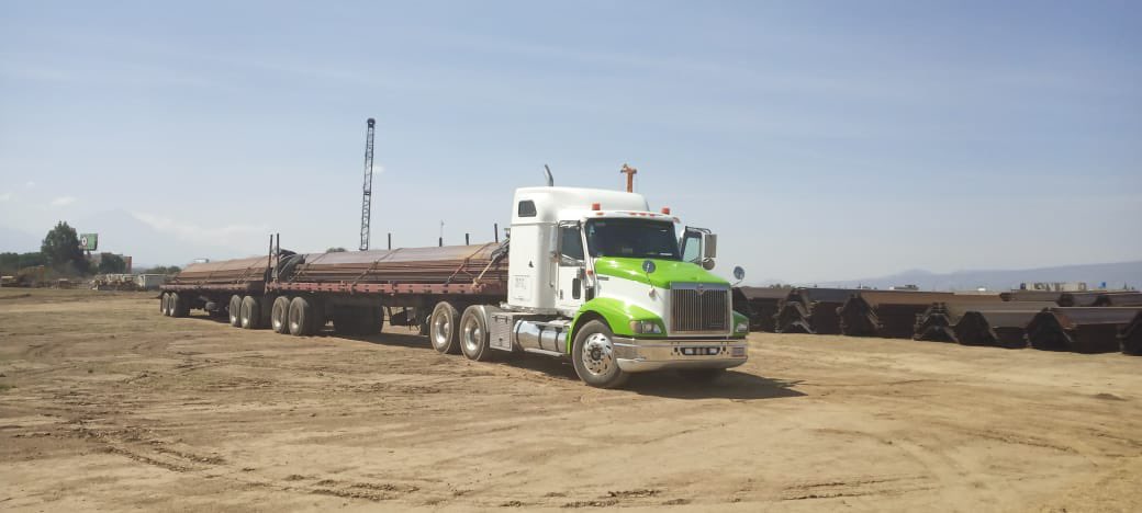 TradeAcero's tweet image. Antes de que termine la semana una nueva entrega de #Tablestaca Metálica. Cualquier requerimiento no olviden que estamos para apoyarlos técnica y comercialmente.