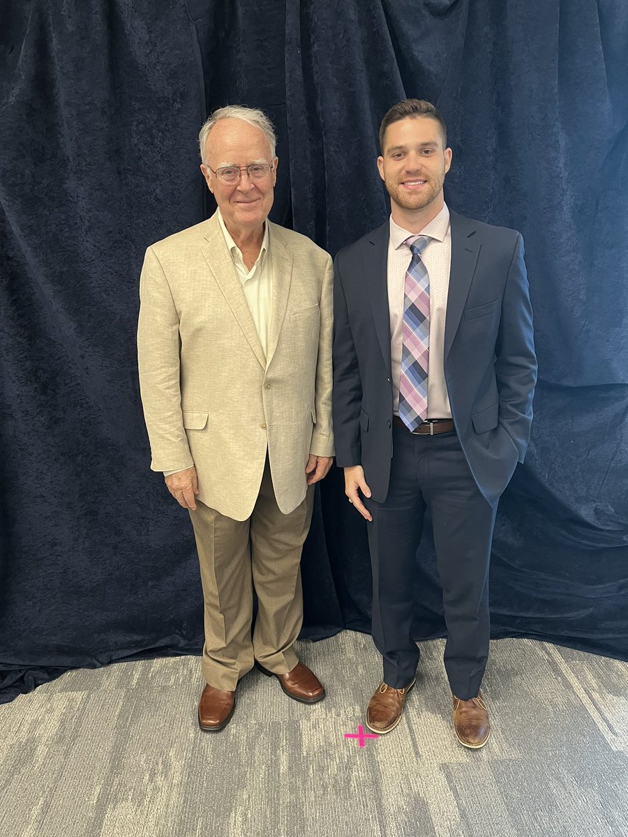 UTMBProvost's tweet photo. We had a terrific Scholarship Luncheon for our high-achieving medical students &amp; generous benefactors this afternoon. This was an opportunity to share our gratitude for those who support our next generation of outstanding physicians. Congratulations to all our student recipients! https://t.co/AtBg1kYG27