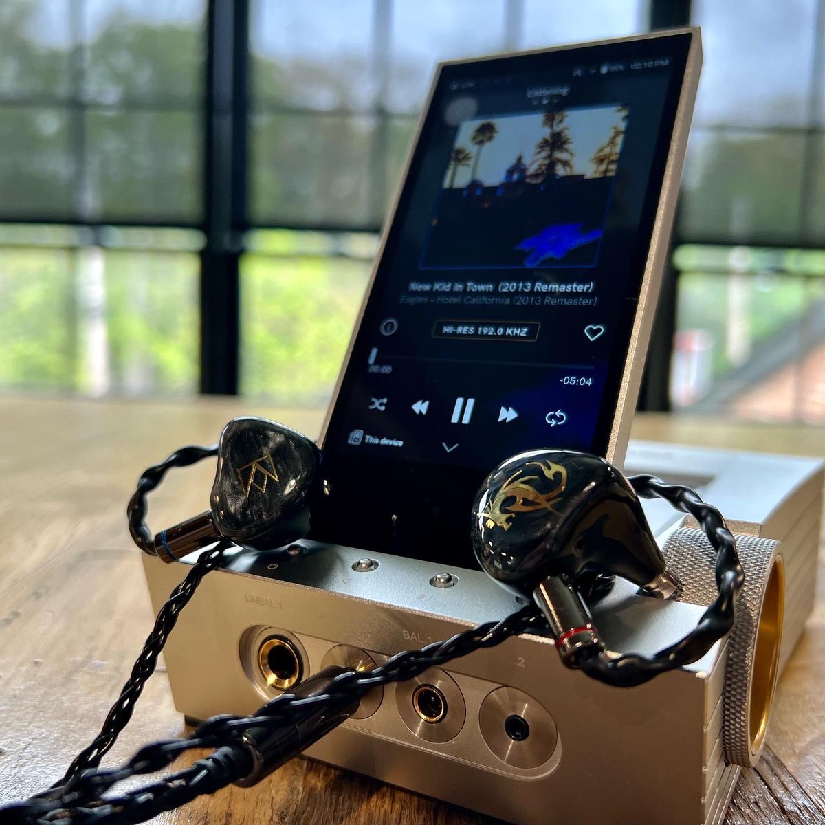 Noble Kublai Khan is here and it is SPECTACULAR. Check out the full review on our site and see how it compares to Noble’s other flagship, Sultan, and Empire Ears’ Odin. bloomaudio.com/blogs/articles…