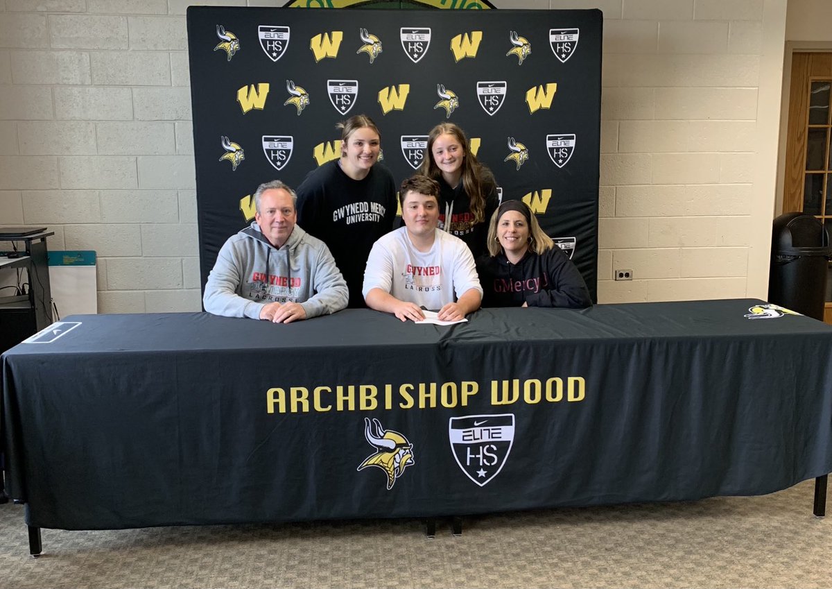 Thank you to the amazing families who support these Lacrosse Seniors!