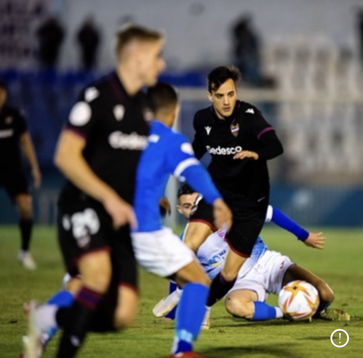 alexblesa10's tweet photo. Volveremos al lugar donde este club merece estar, en las buenas y en las malas Matxo llevant 🐸 https://t.co/5mdKC1kHvA
