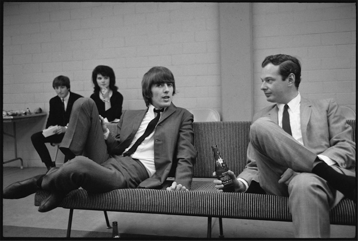 fifthbeatle's tweet photo. We celebrate George Harrison who was born 80 years ago today. ❤️ https://t.co/lpCGiSJY7p