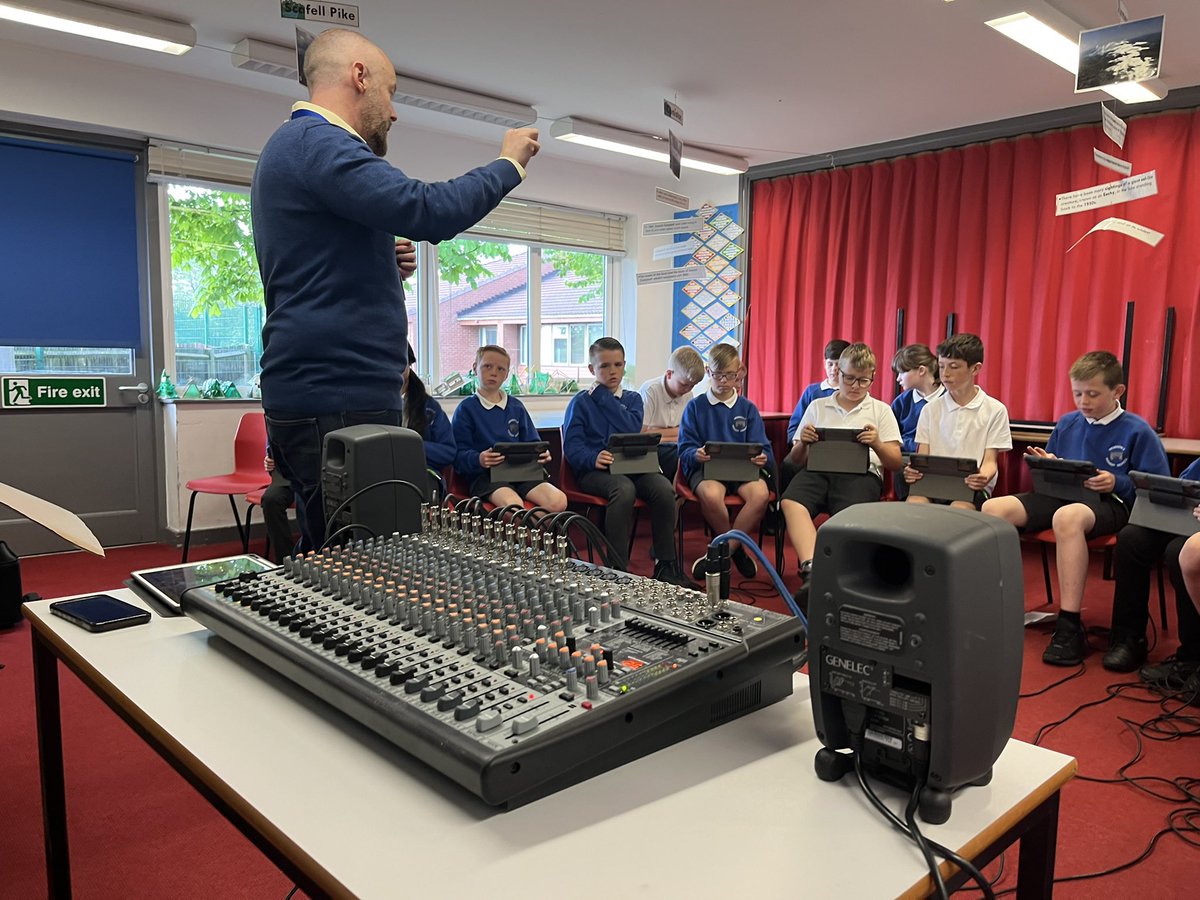 MrMShackleton's tweet photo. Y6 @RedesdalePrim learning their Leaversโ Song with @DavidKirtlan today in readiness for competing in the @NTLearningTrust @mccdigital #iPadBand 2022. Massive thanks to all who made it happen ๐๐ป๐ถ๐น๐ค๐ธ๐ฅ https://t.co/PePPeQCCR8