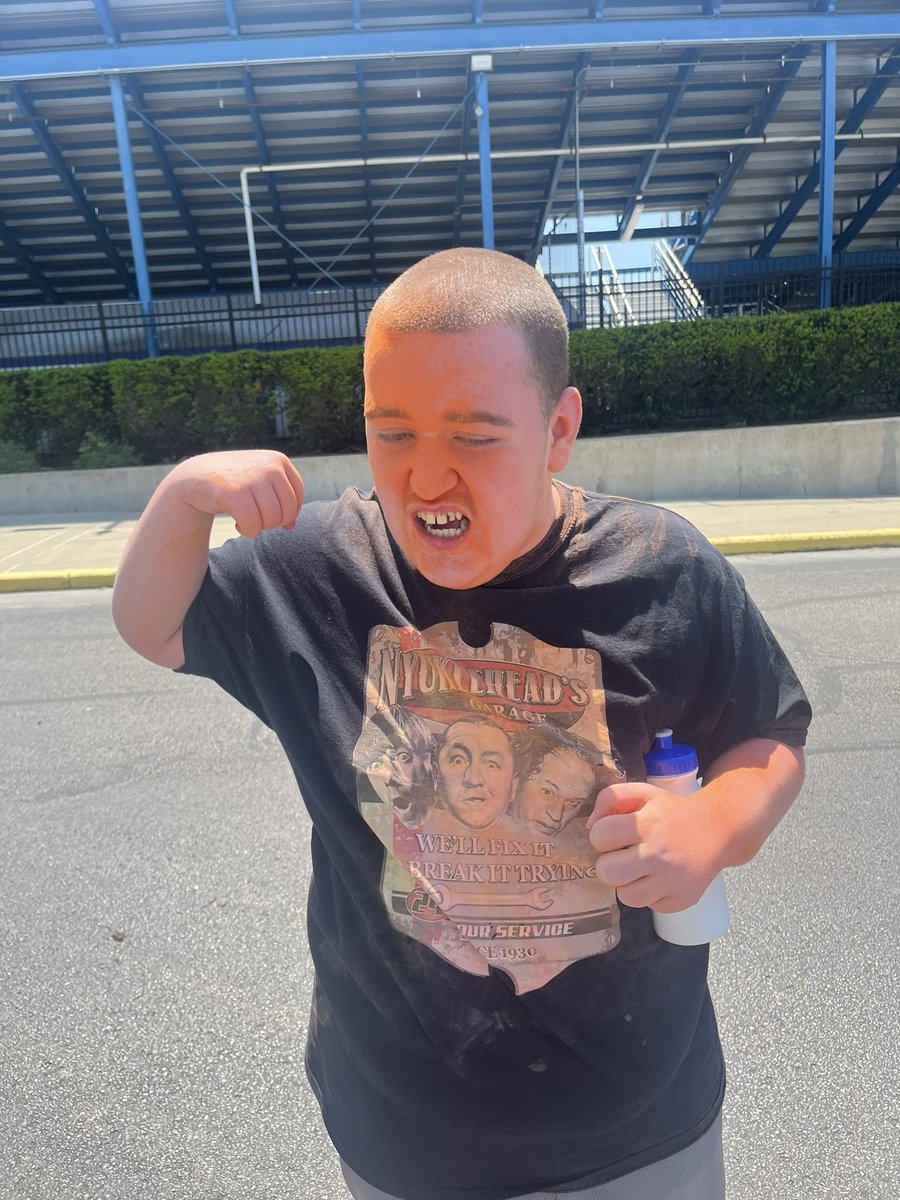 MissCox1501's tweet photo. Successful field day!! The kids had a blast! #bigblueonthemove @HSPrincipalHCSD @Hamilton_SEPP @MsPlogmanHHS https://t.co/L75f2FYOFx