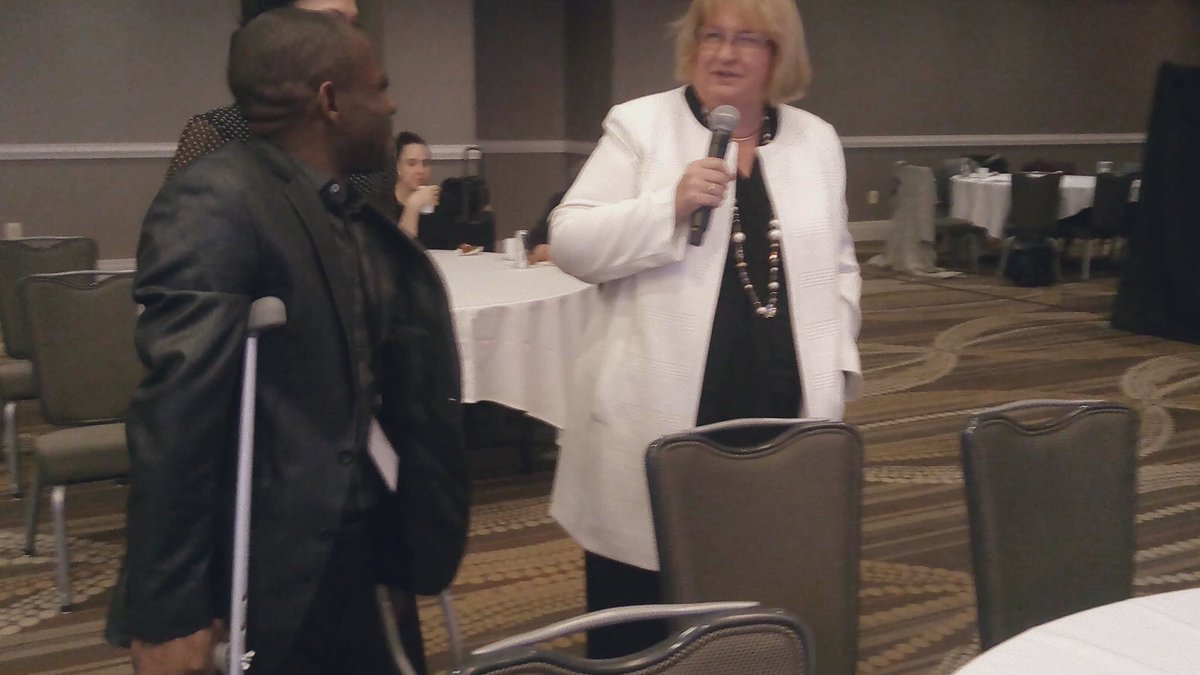 En RDC les personnes handicapées sont particulièrement oubliées, défavorisées et de surcroît considéré sans avenir. Les représentations des personnes handicapées au sein de la politique de <a href="/LukondeSama/">Sama Lukonde</a> sont généralement négatives et péjoratives . Nous sommes capables <a href="/LKapele/">luc kapele</a> .